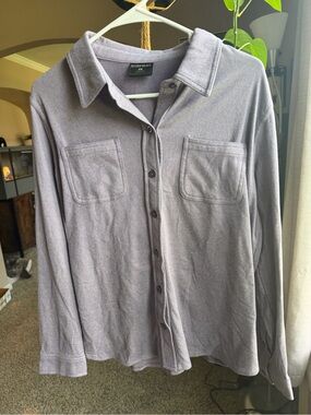 32 Degrees Women's Button-Down Shirt Jacket in Light Gray